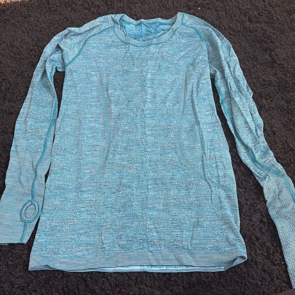 lululemon swiftly tech long sleeve  size 8